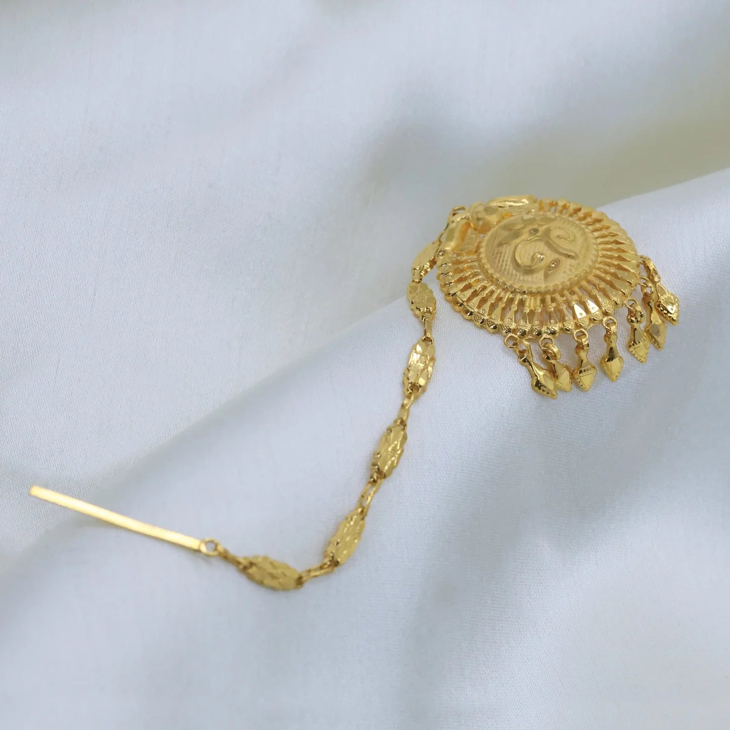 24Kt Gold Plated Latest Flower Design Light Weight Maang Tika - Handa Bangles