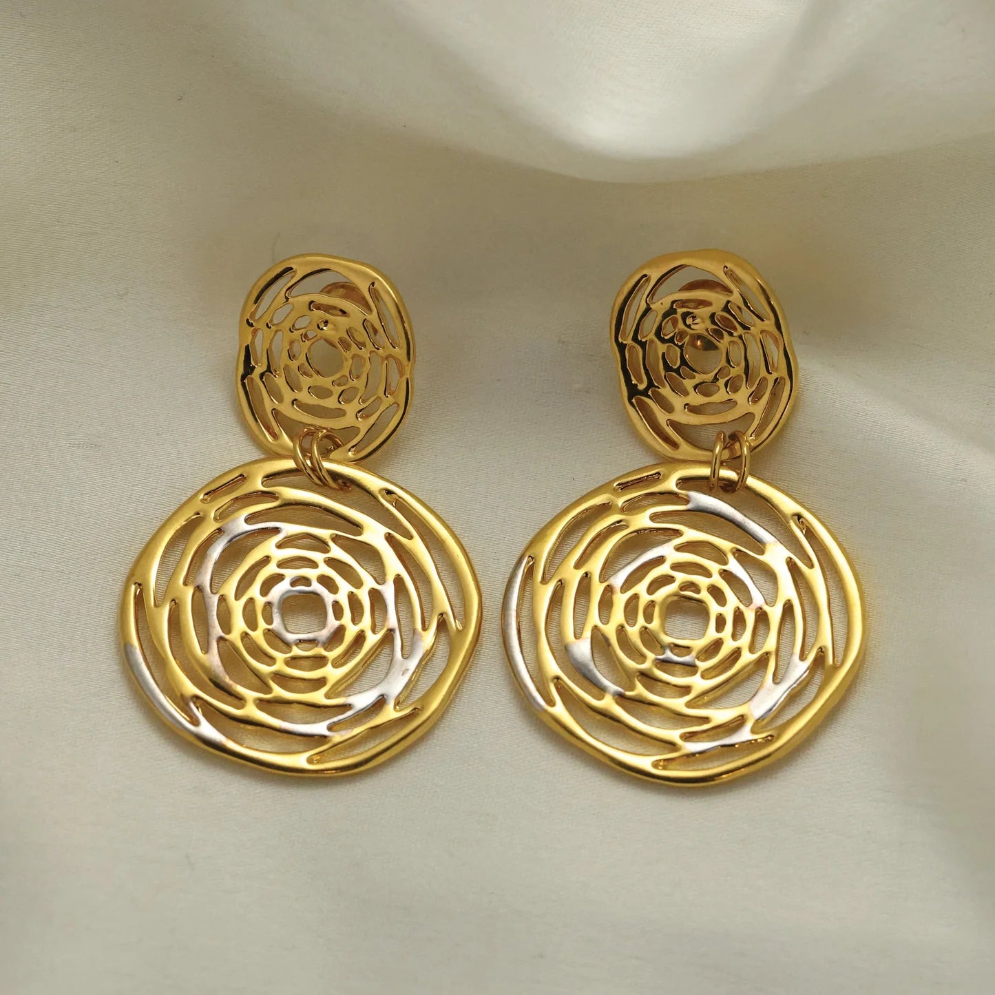 24Kt Gold Plated Western Style Earring - Handa Bangles