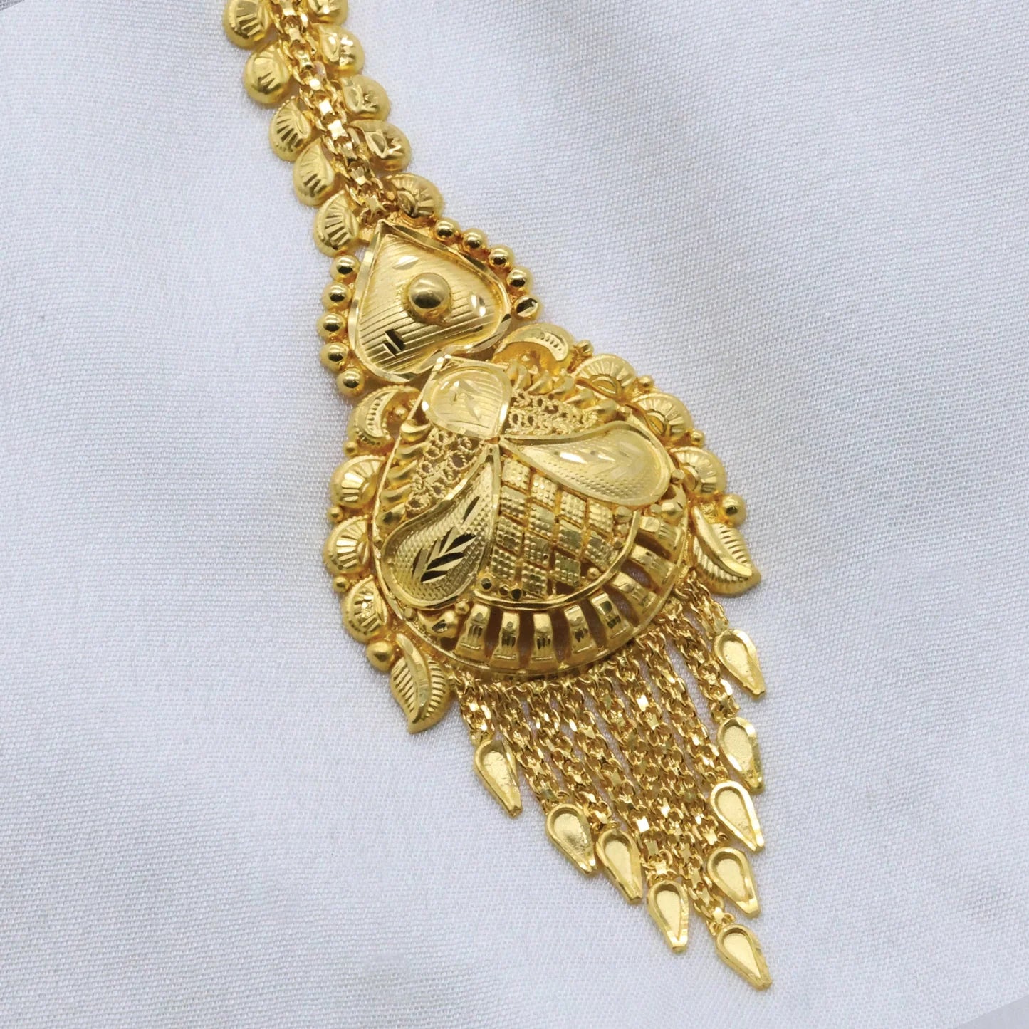 24Kt Gold Plated Traditional Maang Tika - Handa Bangles