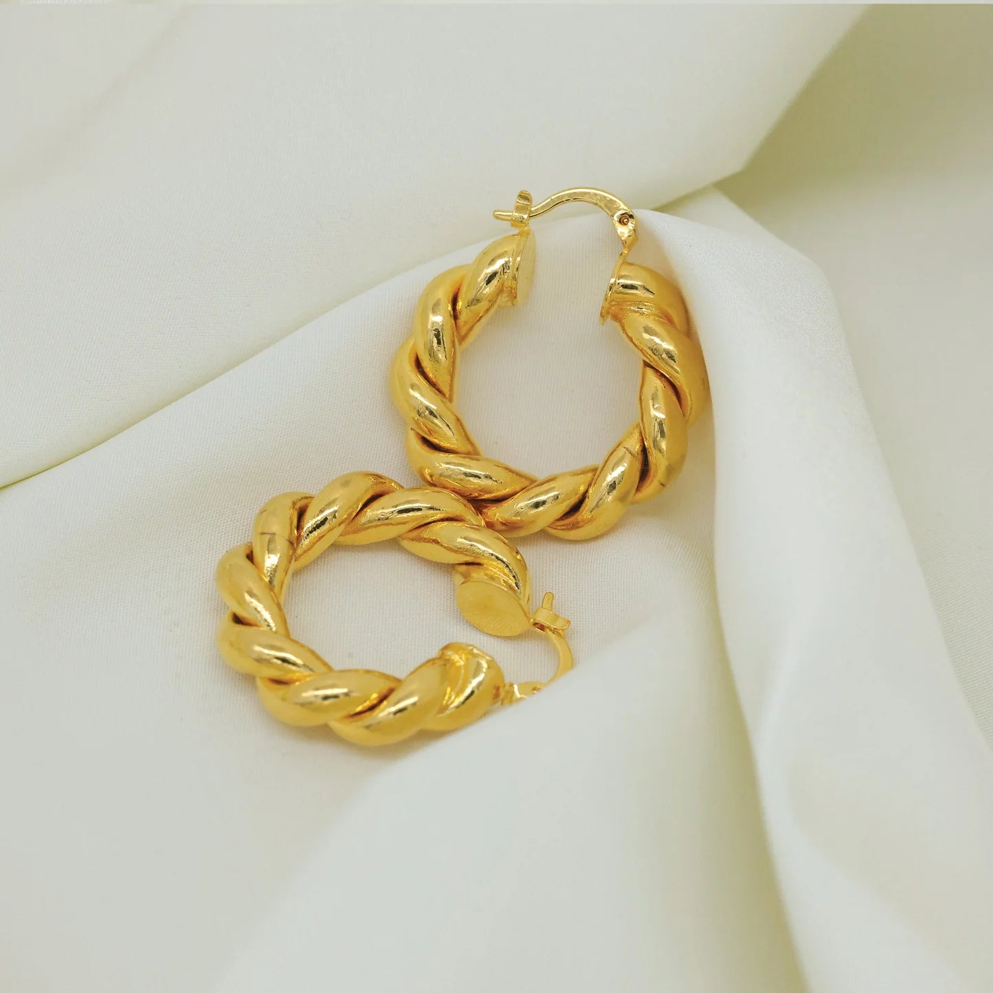 24kt Gold Plated Fancy Design Hoops Earings - Handa Bangles