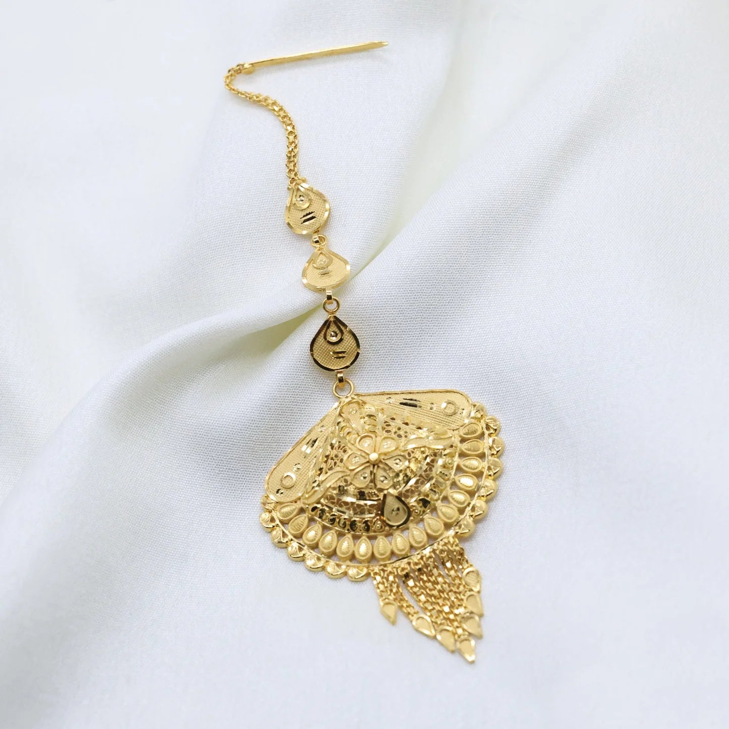 24Kt Gold Plated Traditional Maang Tika - Handa Bangles