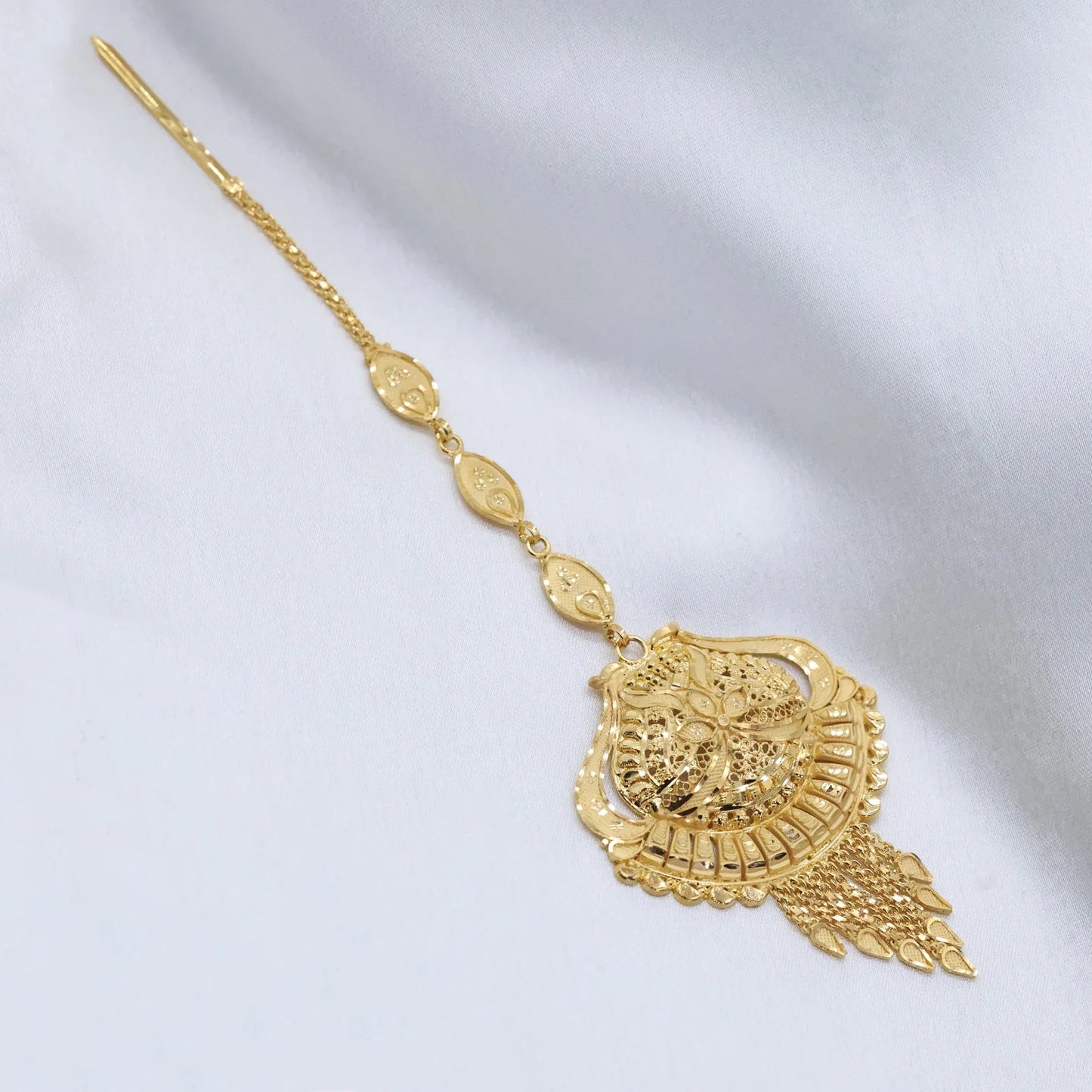 24Kt Gold Plated Beautiful Design Bridal Maang Tika - Handa Bangles