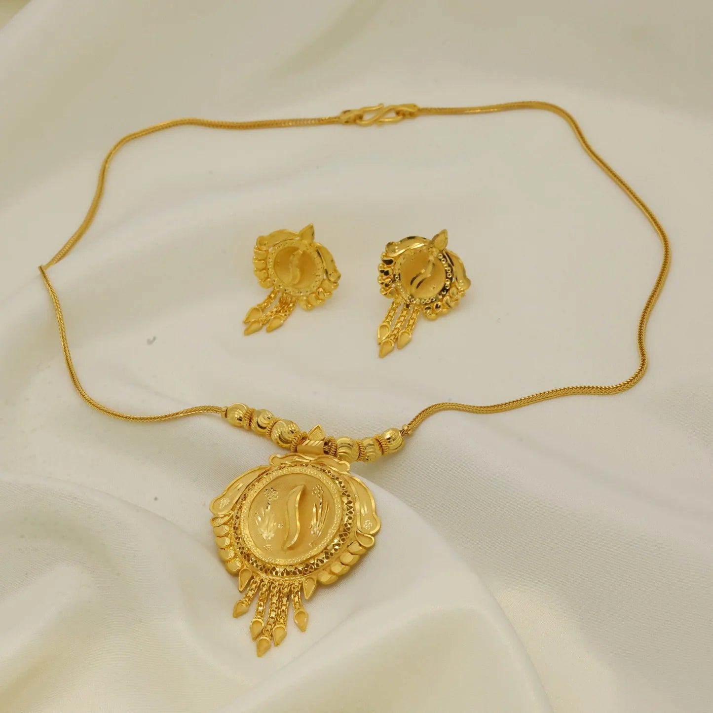 Mayura chain 24 karat gold plated lady chain - Handa Bangles