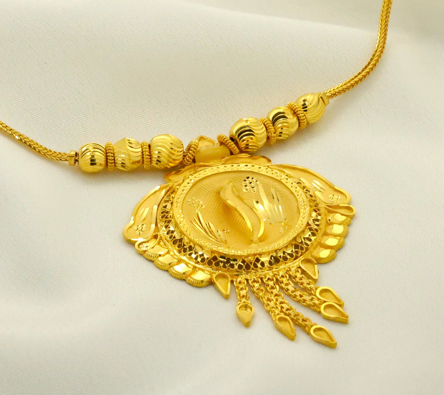 24 karat gold plated pendent ladies chain - Handa Bangles